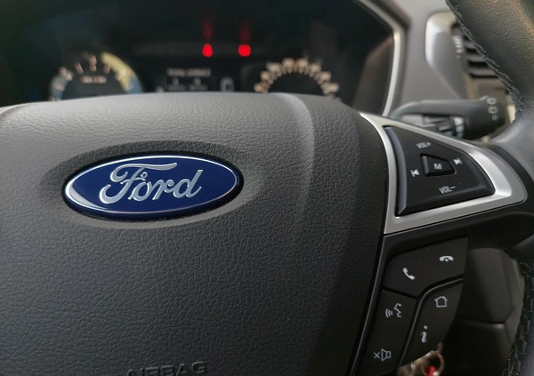 Ford Mondeo cena 82500 przebieg: 74426, rok produkcji 2019 z Chełmek małe 704